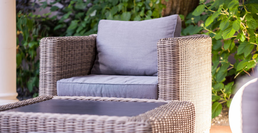 Clean wicker furniture with Wet and Forget Outdoor.