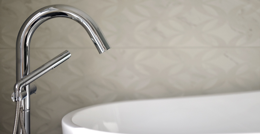 Follow our quick tips to learn how to clean a tub and tub fixtures.